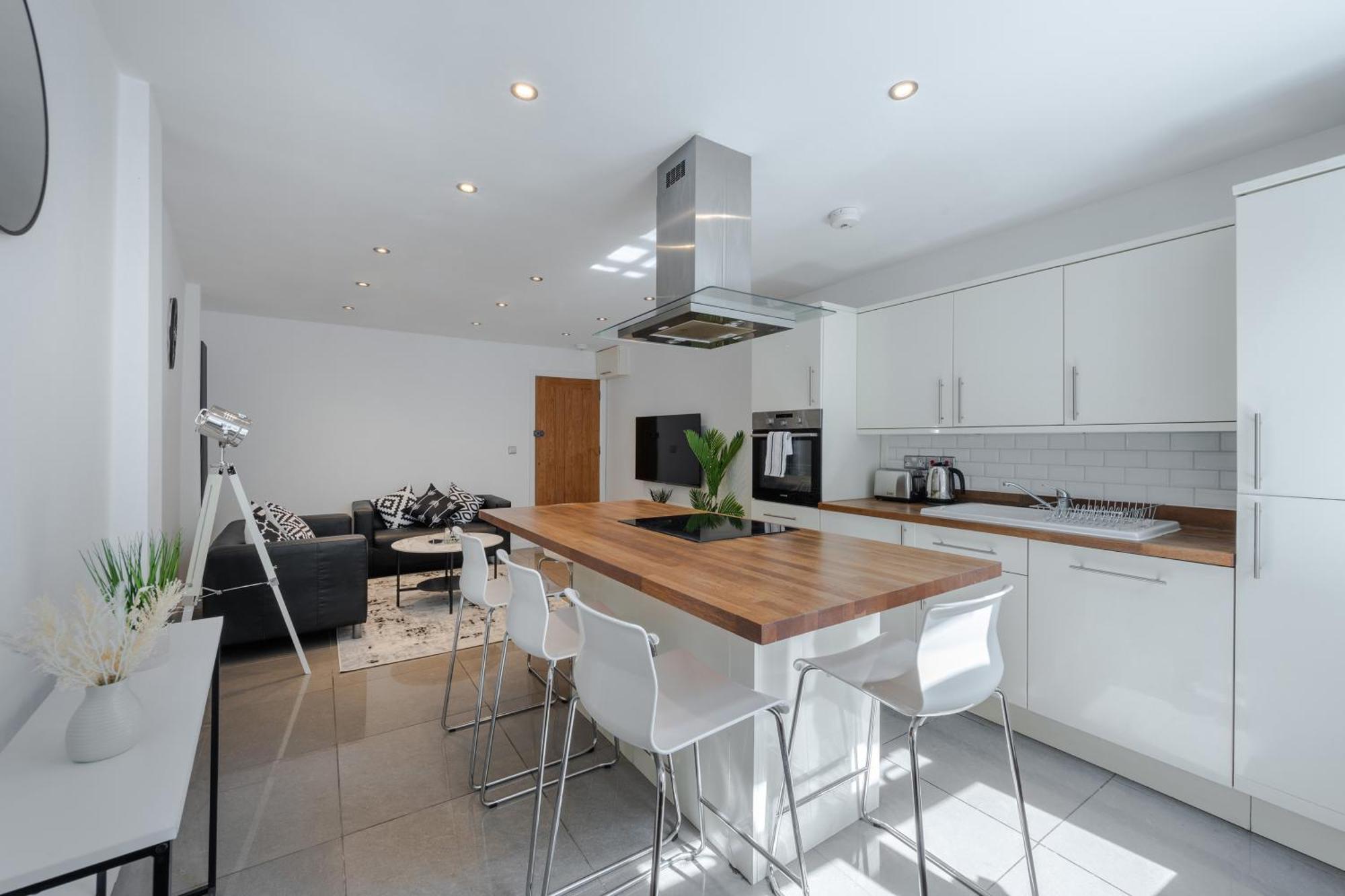 Stylish Two Bedroom Apartment By Central London With Garden Εξωτερικό φωτογραφία